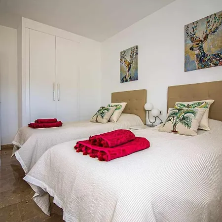 Apartamento New ático Con Piscina, Playa, 3 Bedrooms, Parking Torremolinos