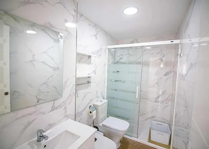 Lejlighed New Atico Con Piscina, Playa, 3 Bedrooms, Parking. Torremolinos